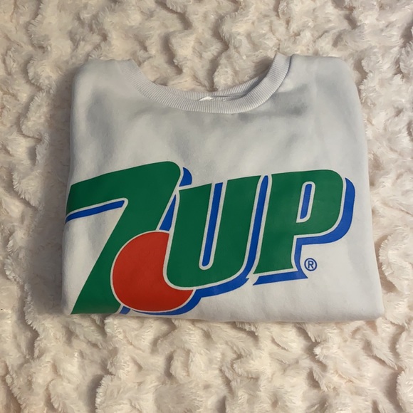 H&M Cropped 7up Sweater - Picture 1 of 7